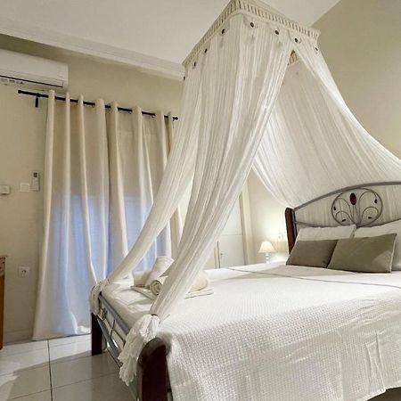 Vanilla - Happyhostgr - Downtown Apartment Волос Екстериор снимка