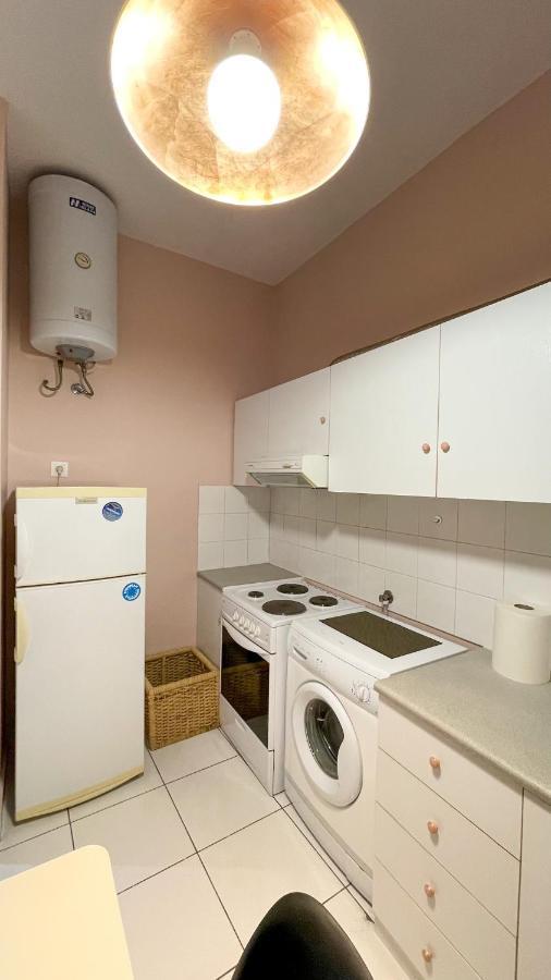 Vanilla - Happyhostgr - Downtown Apartment Волос Екстериор снимка